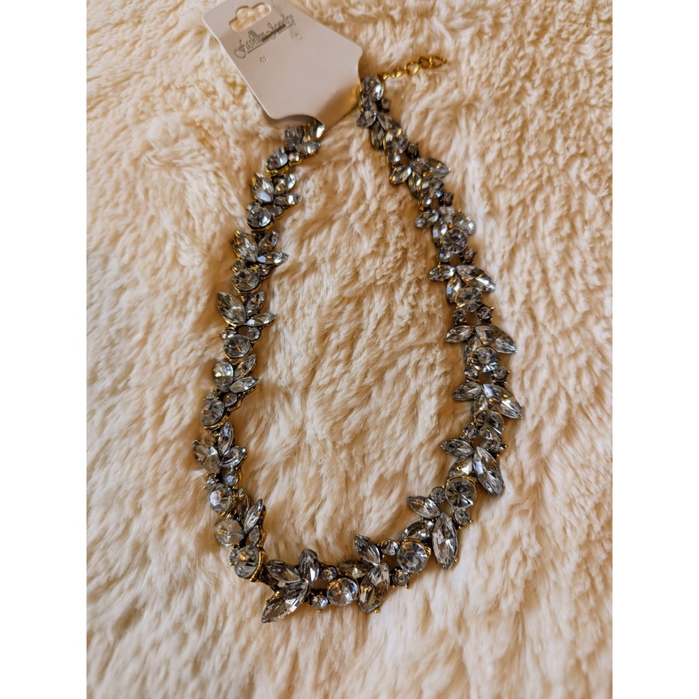 Sparkly Fashion Jewels Statement Necklace